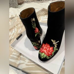 Aquazzura Black Floral Embroidered Boots (Lotus Bootie 85)